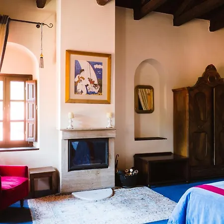 Trikolonion Country 3*