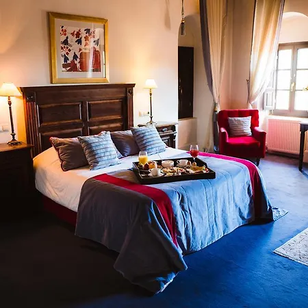 Trikolonion Country Sztemníca