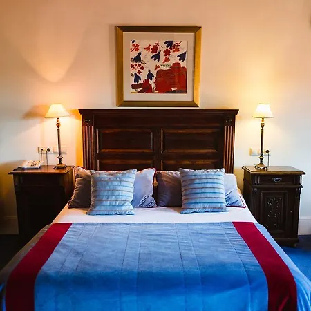 Trikolonion Country 3* Sztemníca