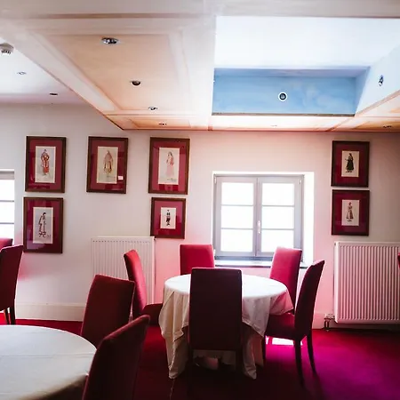 Trikolonion Country Hotel