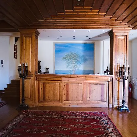 Trikolonion Country 3* Sztemníca