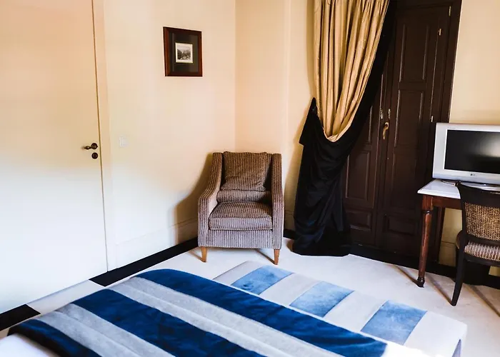 Hotel Trikolonion Country