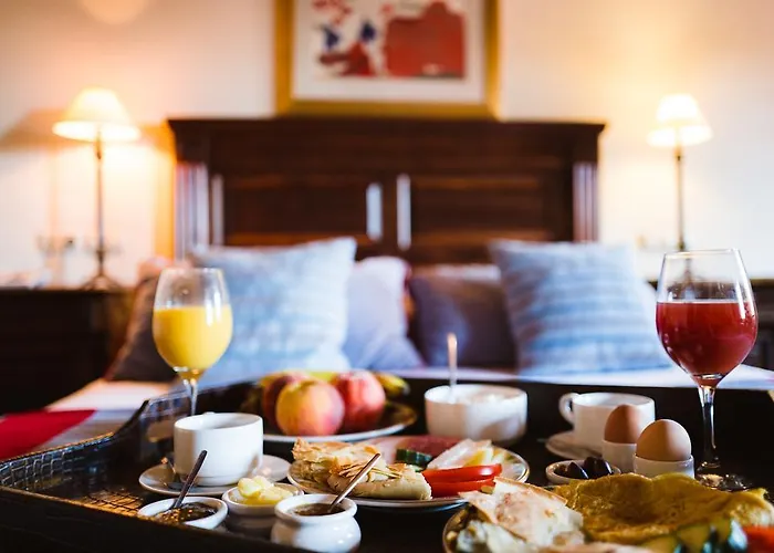 Hotel Trikolonion Country