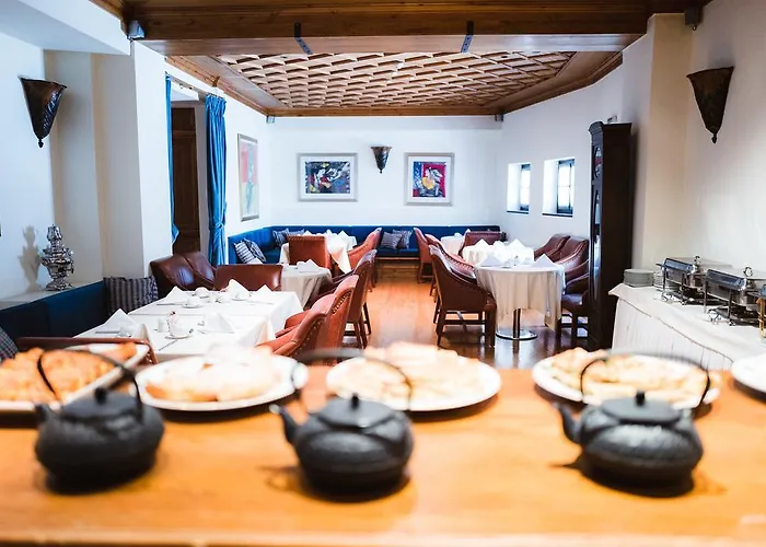 Hotel Trikolonion Country