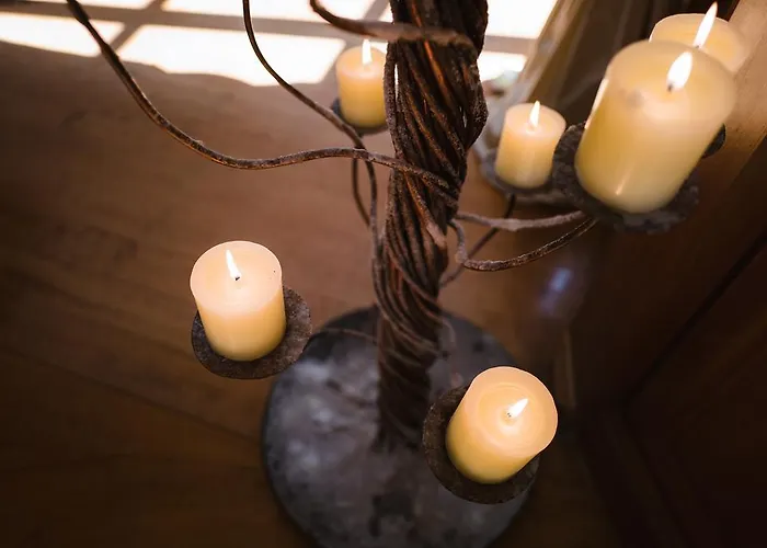 فندق Trikolonion Country