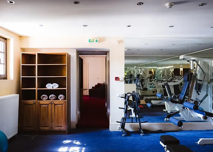 Trikolonion Country فندق 3*