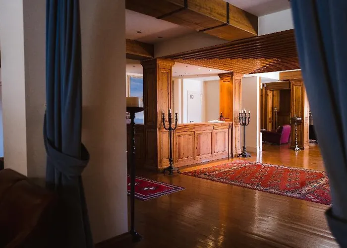 Trikolonion Country 3*